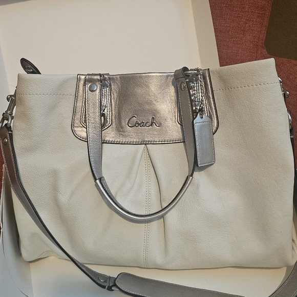Coach White Leather Bag - Picture 1 of 9
